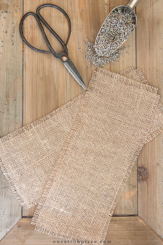 pieces of burlap for sachets