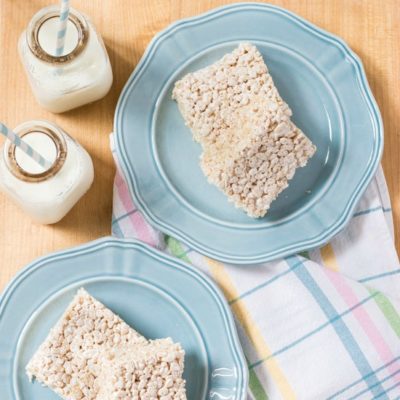 rice krispie treats on blue plates