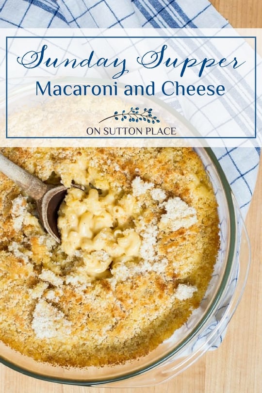 Homemade Macaroni and Cheese | 10 Easy Sunday Supper Ideas: Recipes that are hearty, delicious, and easy. Family friendly meal ideas for any night of the week.