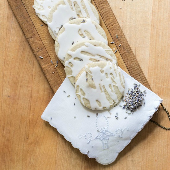 lavender shortbread cookies fi Lavender Shortbread Cookies | Simple ingredients plus the fresh taste of lavender make these easy cookies perfect for any occasion.