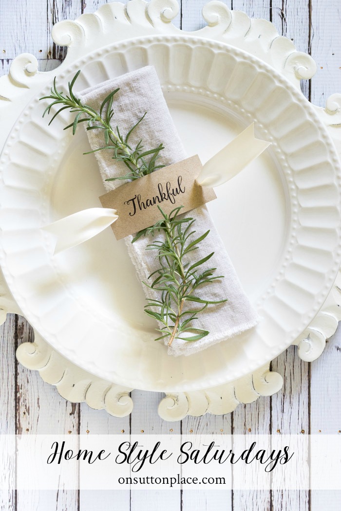 Home Style Saturdays: Highlights from the Country Living Fair, master bedroom decor, cute frosted mason jar lanterns, tips for a luxury master bathroom, and printable napkin rings for your Thanksgiving table.