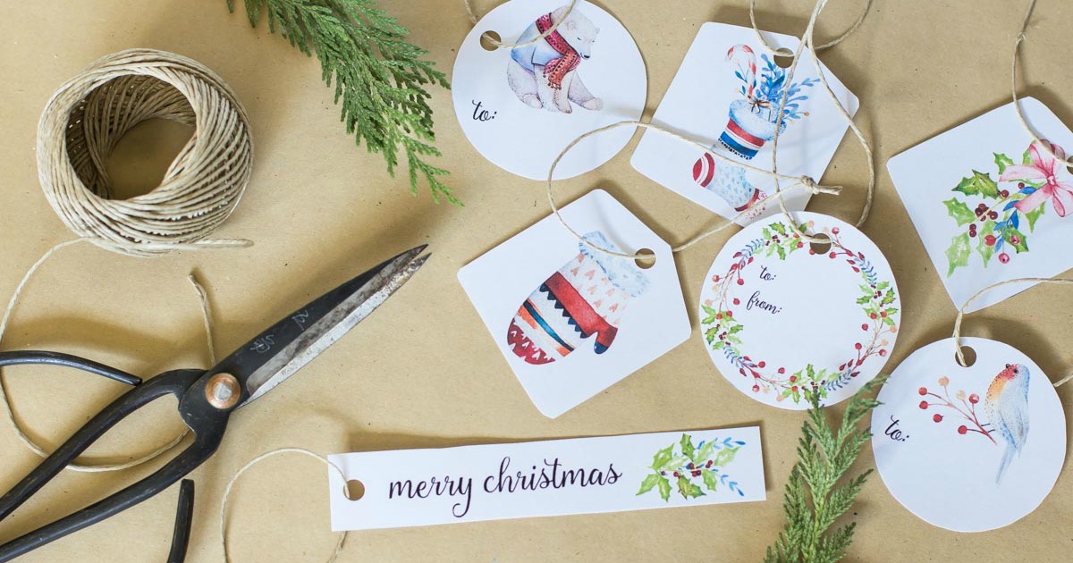 Free Printable Wrapping Paper for Christmas Gifts