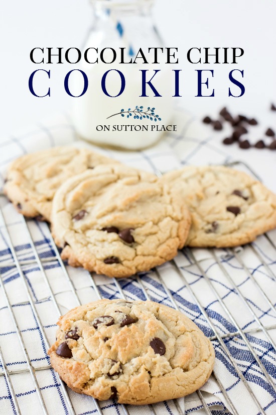 chocolate chip cookies recipe pin2 Chocolate Chip Cookies Recipe & Tips | I'm sharing my secrets! Learn how to make bakery-style chocolate chip cookies right in your own kitchen.