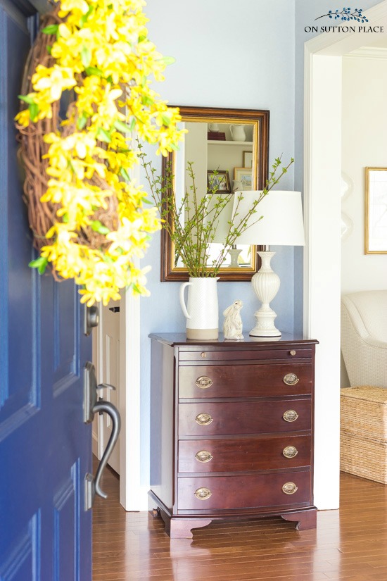 Take my spring home tour for simple decor ideas that will freshen your home and welcome the season. Features fresh flowers and easy farmhouse touches.