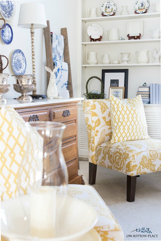 Featured image of post Patterned Colorful Accent Chairs : They're the perfect room update.
