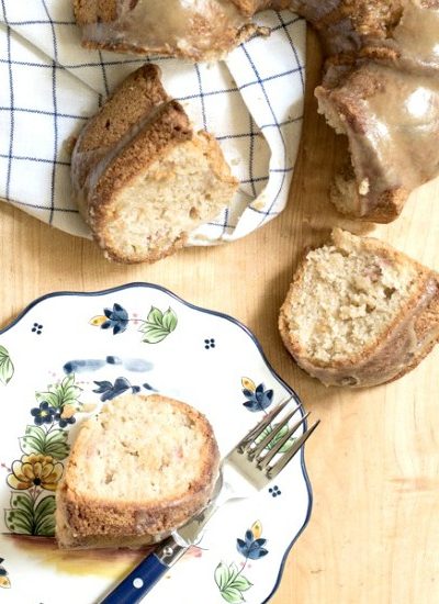 Fall & Farmhouse Decor, Apple Dessert Recipes & A Pumpkin Craft!
