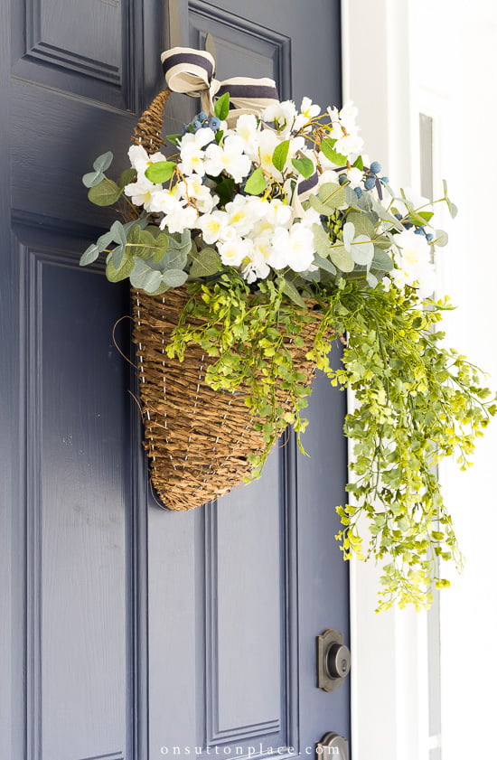 Make A Simple Door Basket For All Seasons - Faith and Farmhouse