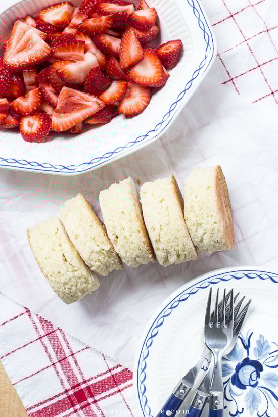 sour cream shortcake biscuits with strawberries