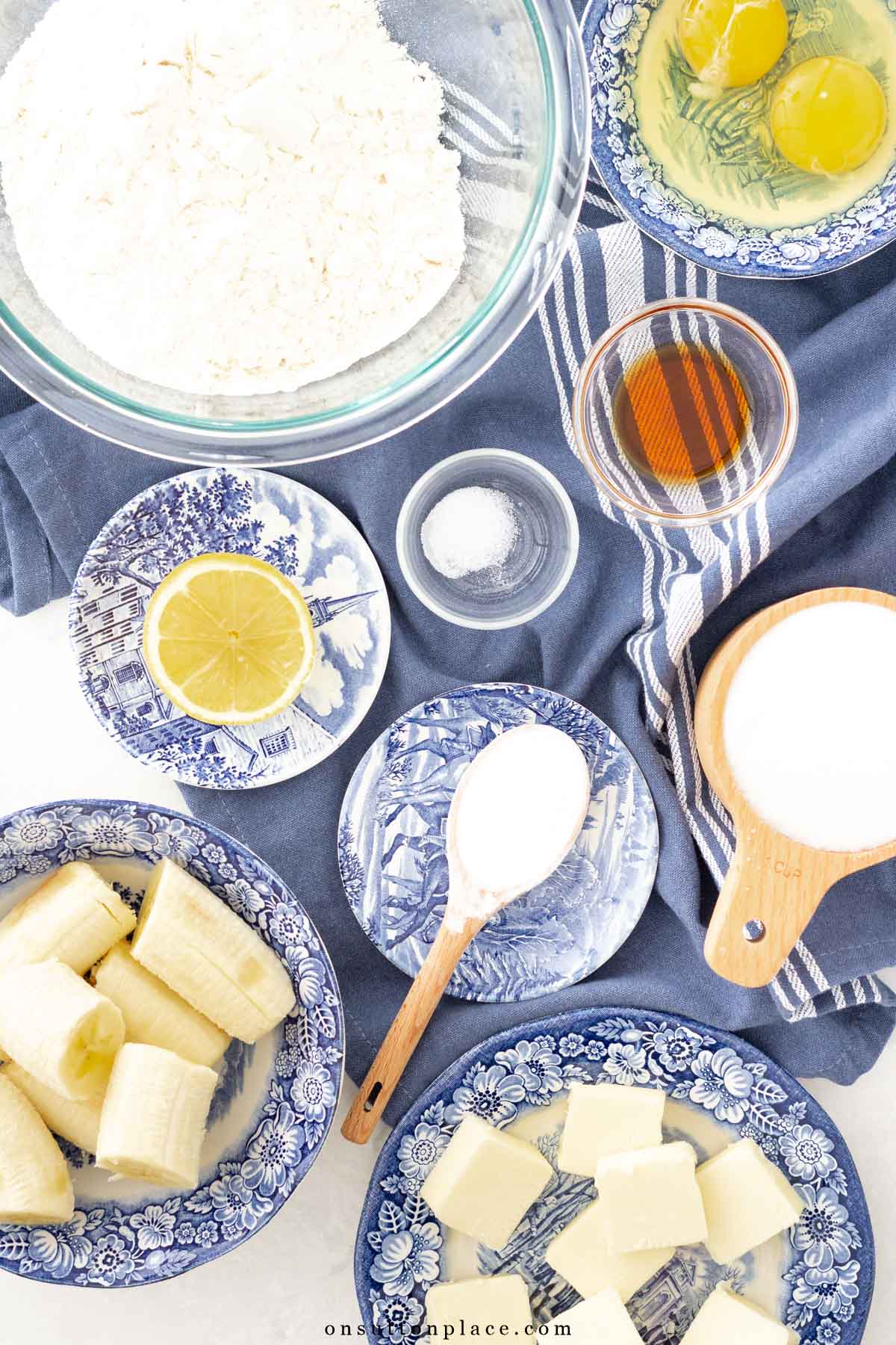 ingredients for homemade banana bread recipe 2025