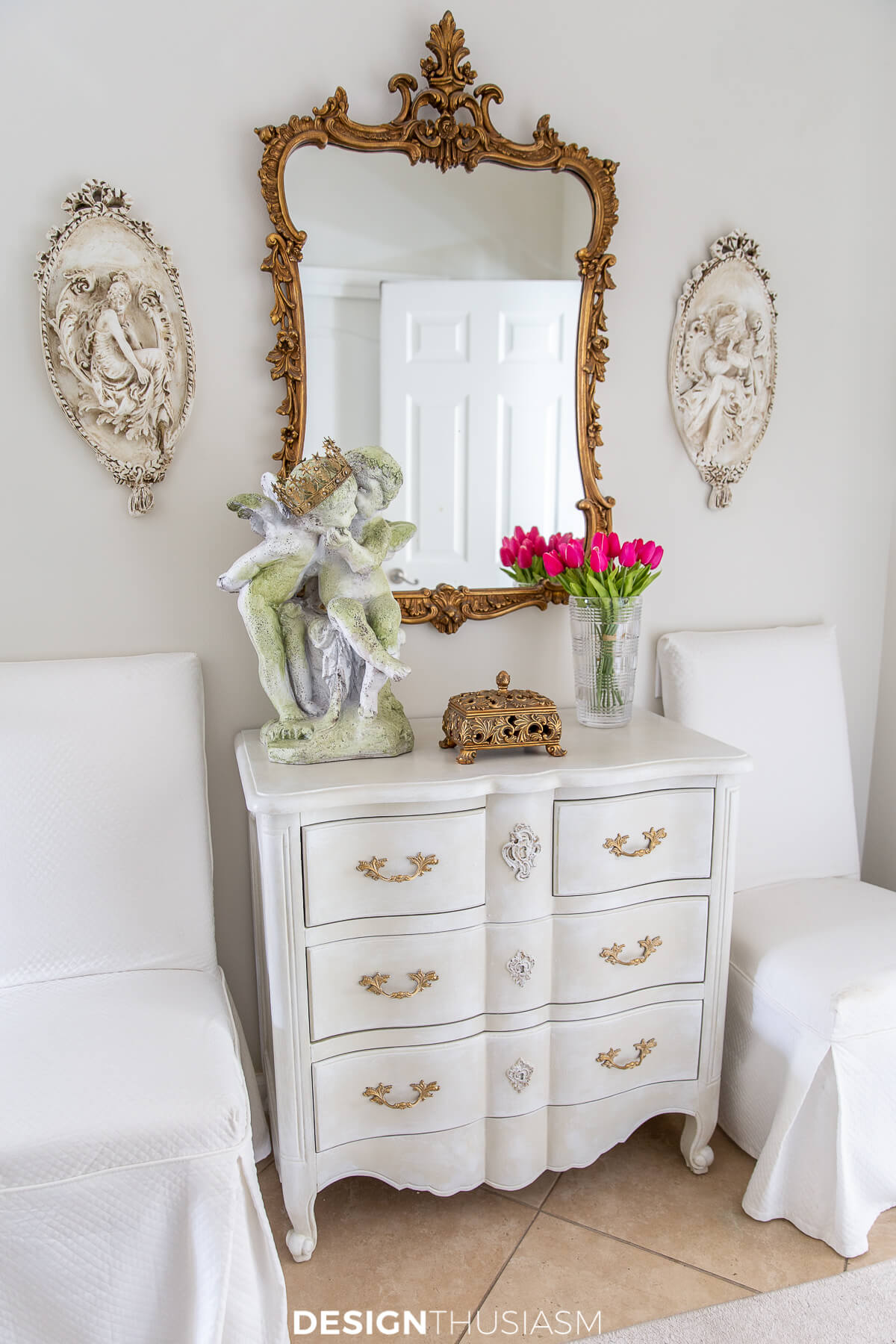 chalk painted dresser with side chairs and mirror designthusiasm hss