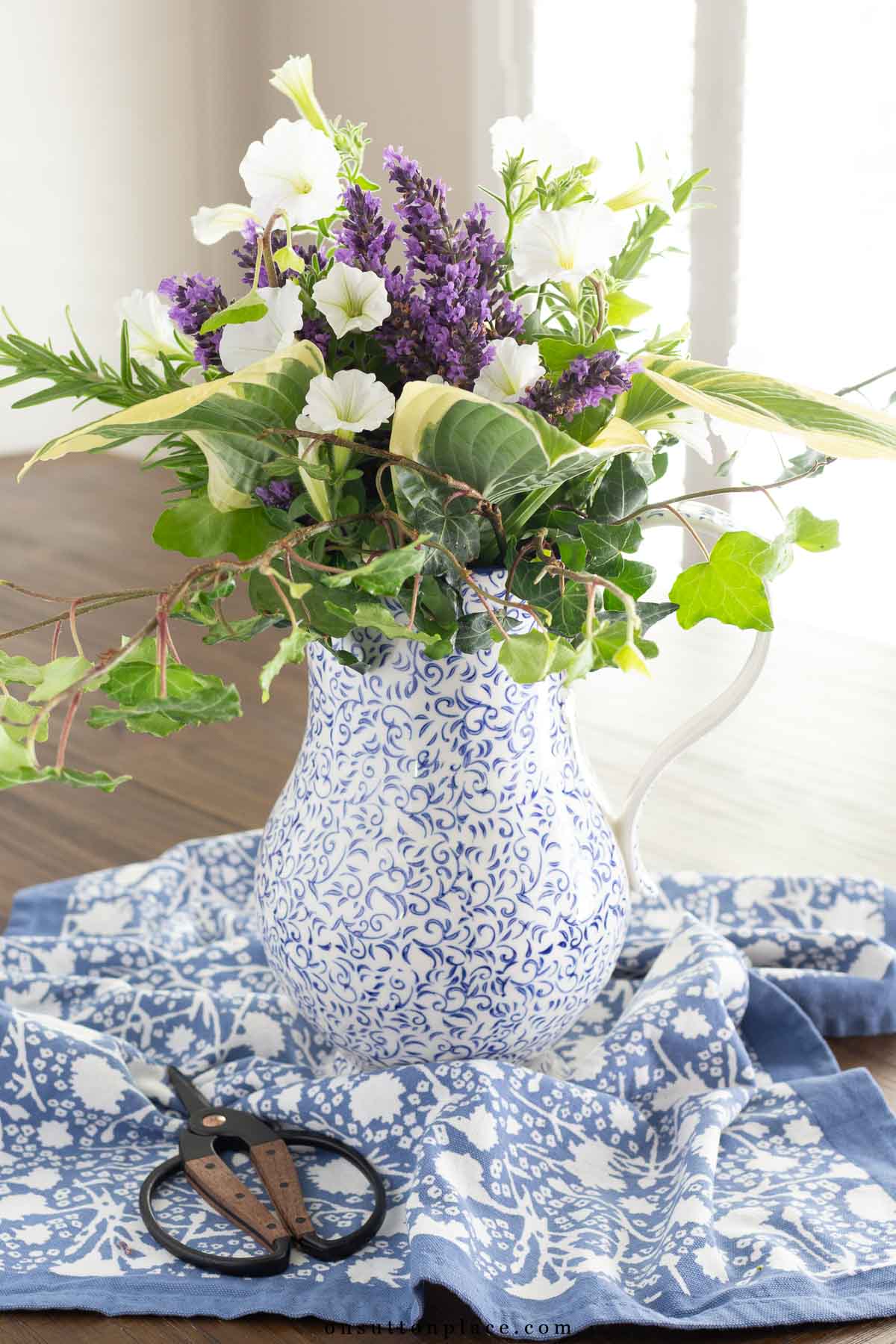 step 3 how to arrange garden flowers in pitcher
