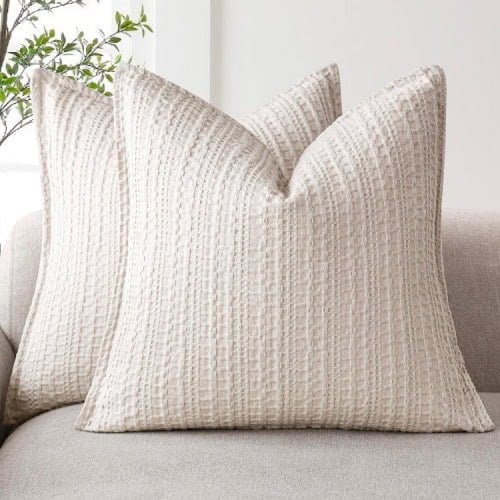 waffle weave neutral pillow covers (1)