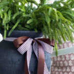 simple Christmas porch ideas tall pin outline text