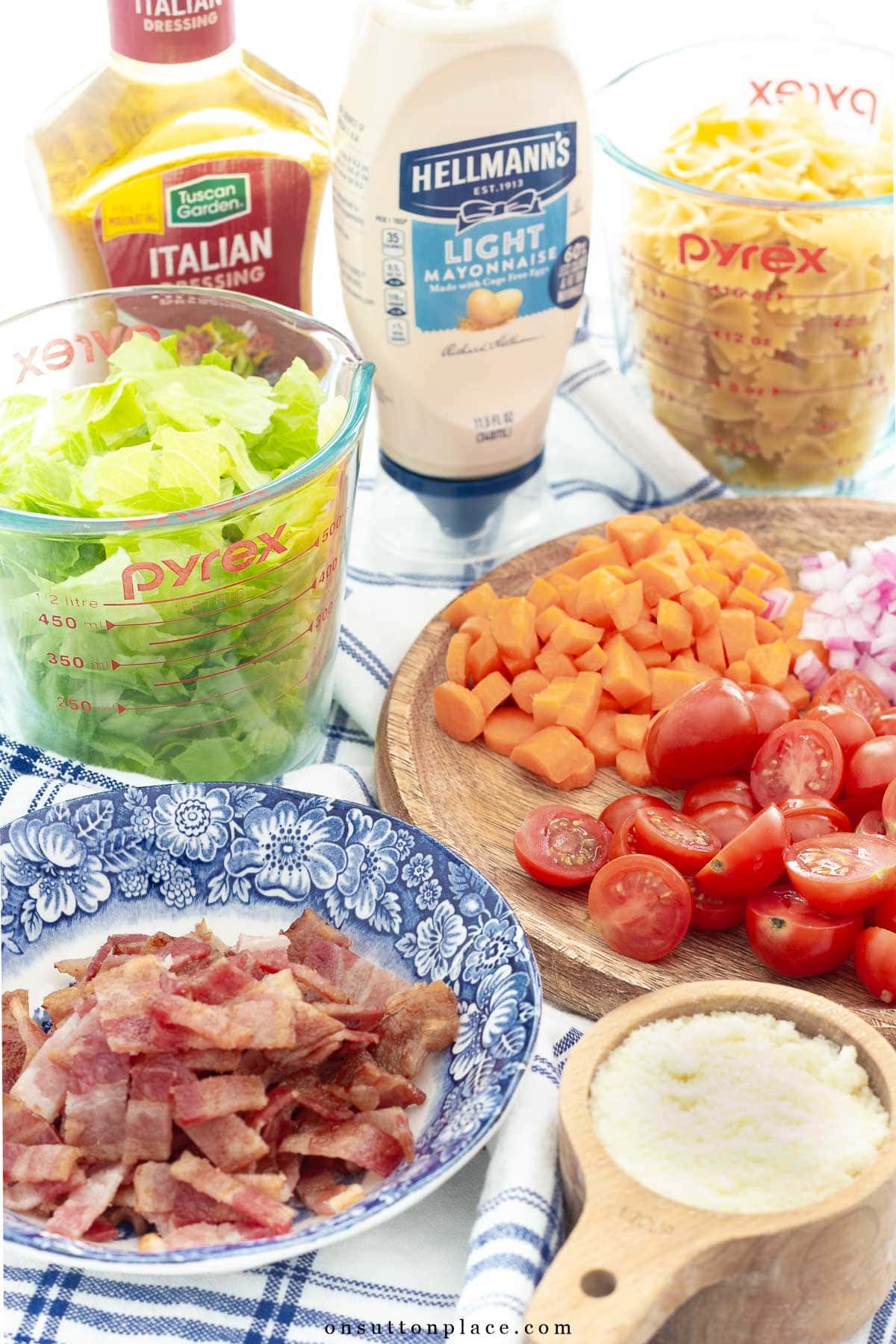 BLT pasta salad recipe ingredients